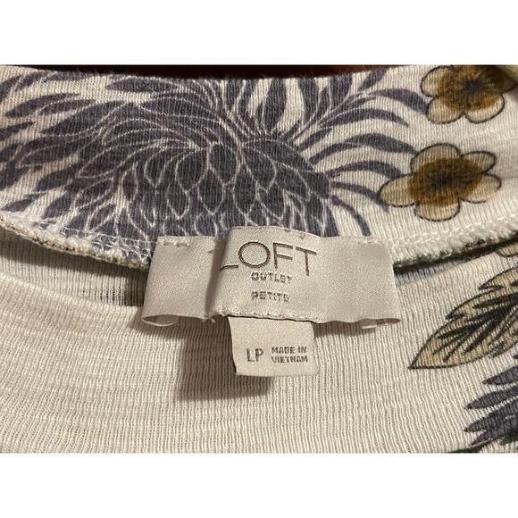 Loft Outlet Large Petite Top Off White Floral Mock Turtleneck with Short Sleeves - Picture 3 of 7